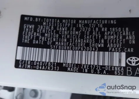 2017 Toyota Corolla Le z USA, uszkodzony, nr VIN 5YFBURHE0HP620043